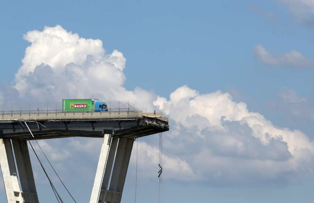 Investors shun Italy bridge operator after disaster