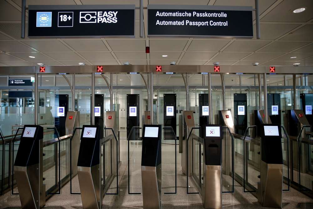 Bulgaria plans to end passport-for-sale scheme