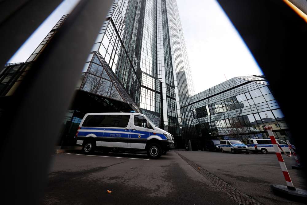 Deutsche searched in money laundering probe over Panama Papers