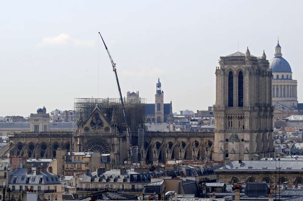 France to open redesign of Notre-Dame's spire to international architects (video)