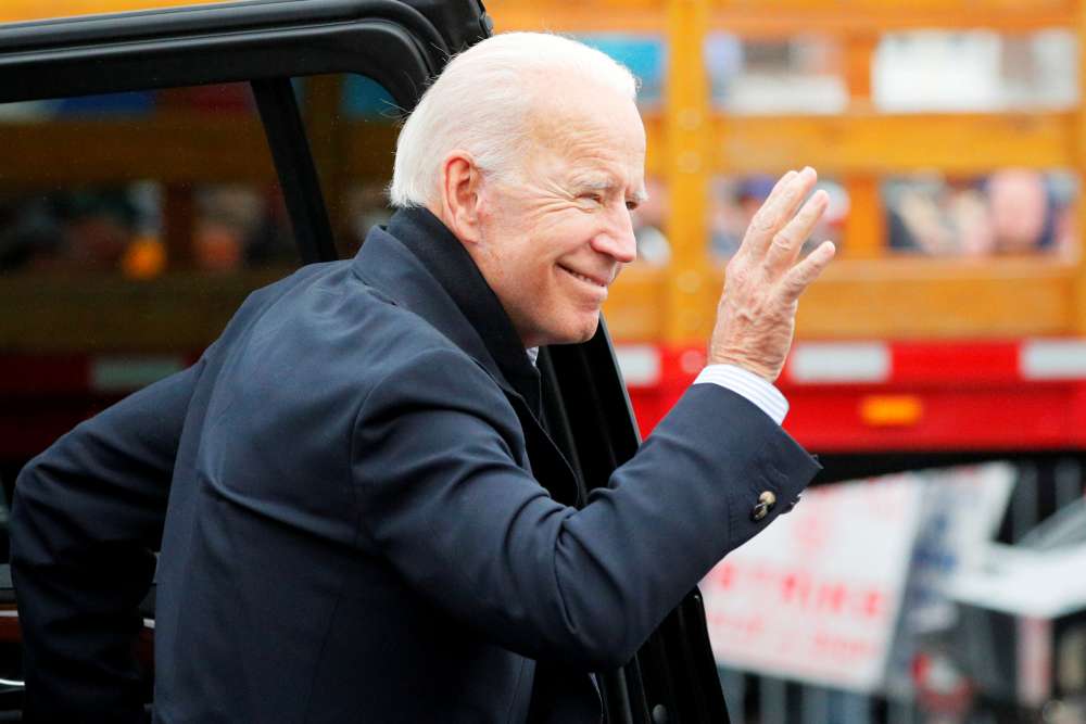 Rosy polls but few yard signs: How Joe Biden stumbled in Iowa