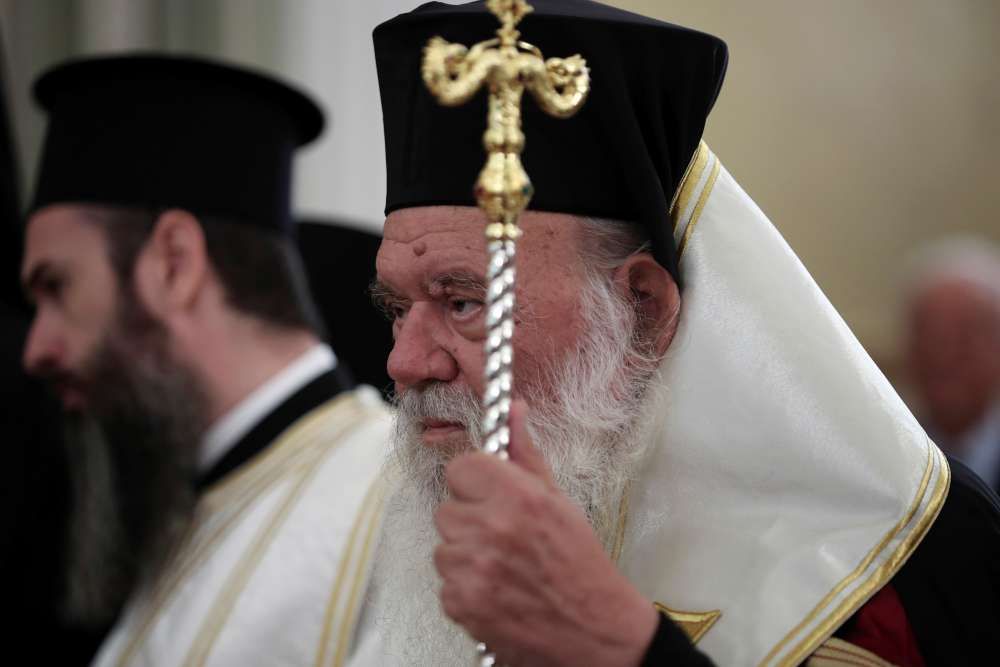 Greek conservatives scrap plans to take clergy off state payroll