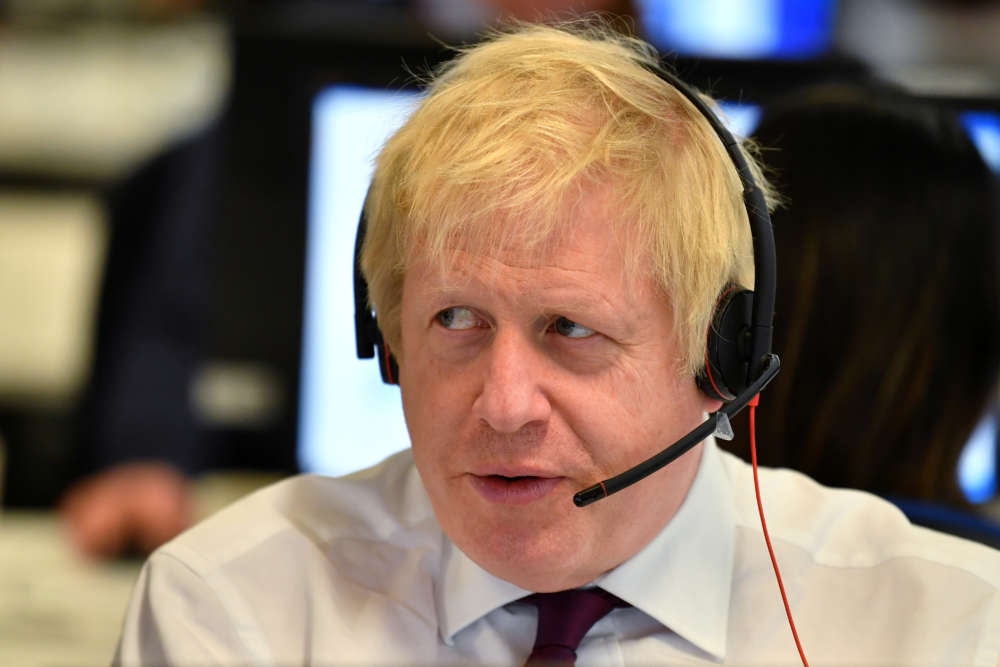 UK PM Johnson on Heathrow: might be difficult to lie before bulldozers