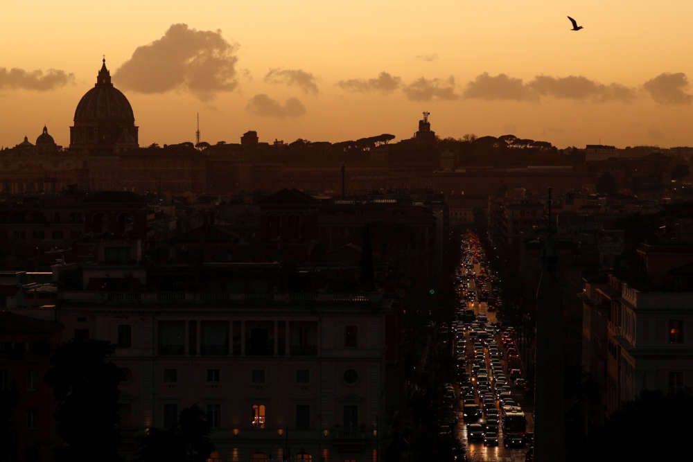 Rome bans all diesel cars in battle to curb pollution