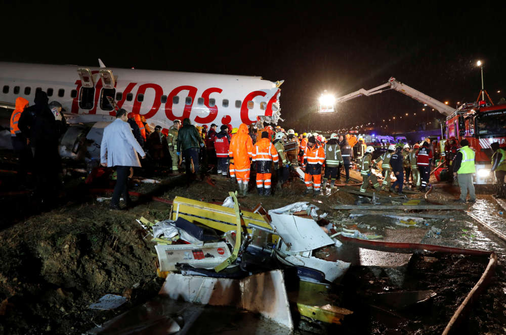 Plane skids off runway in Istanbul