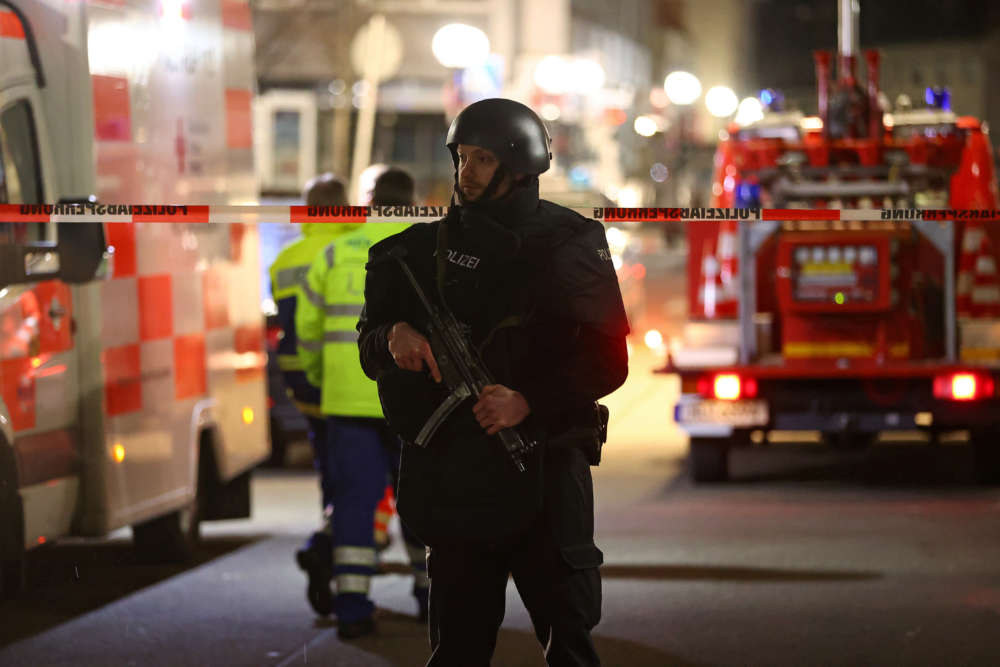 Gunman kills 9 in German shisha bar rampage