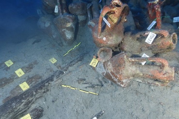 Archaeologists recover 70 amphorae from Mazotos shipwreck