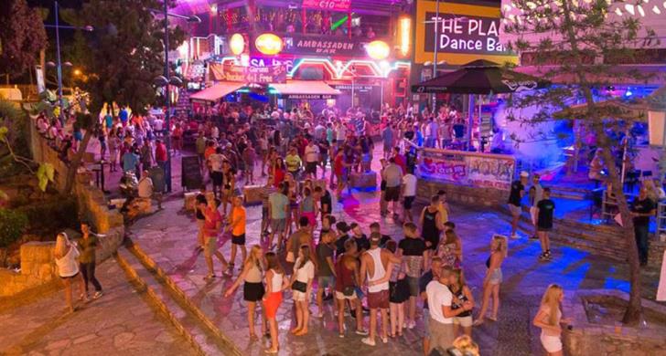 Three British youths remanded for assaulting tourist in Ayia Napa