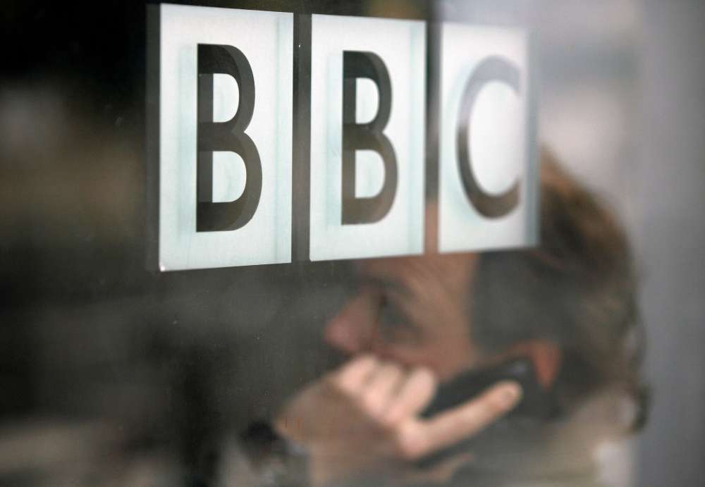 BBC to scrap free TV licences for people over 75