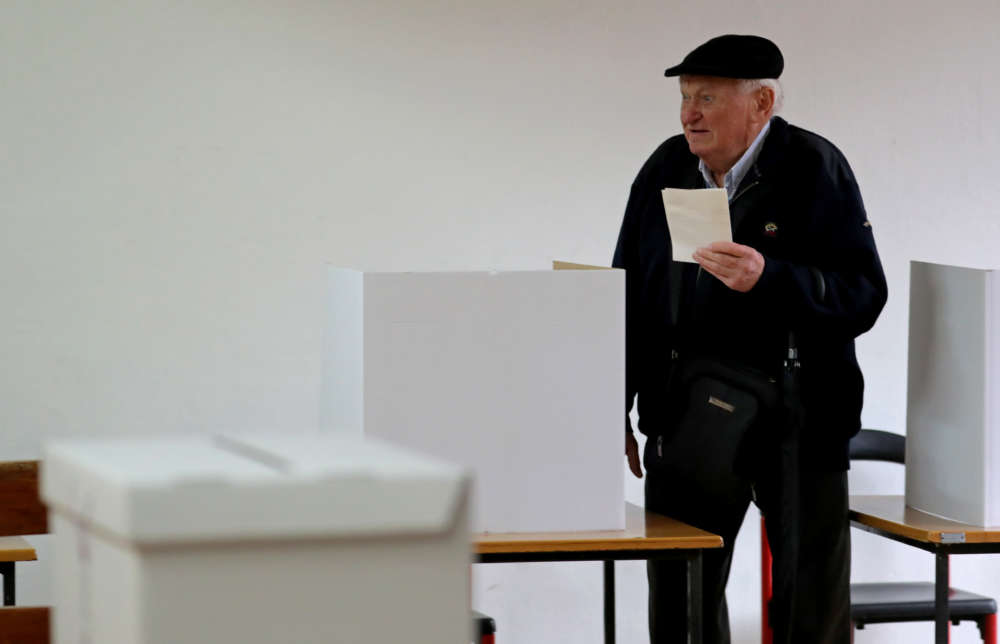 Croats vote to elect new president from candidates of two biggest parties