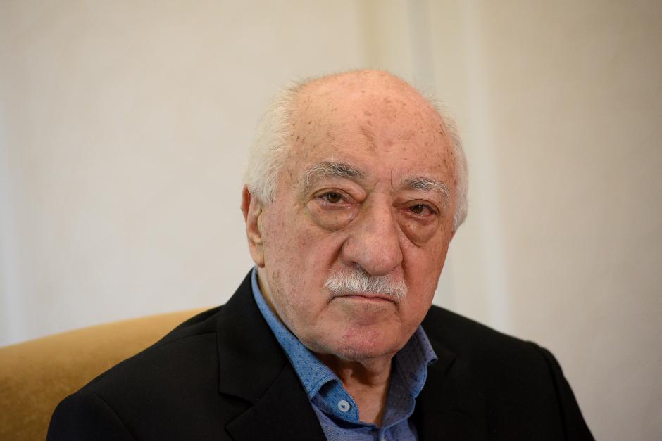 Turkey orders arrest of 176 military personnel over suspected Gulen links