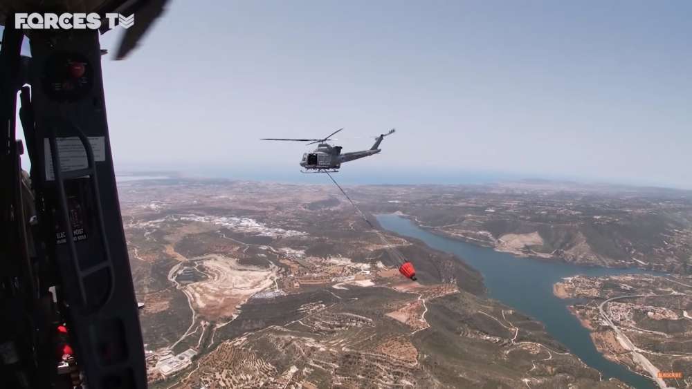 On board with the RAF fighting fires in Cyprus - forces.net (video)