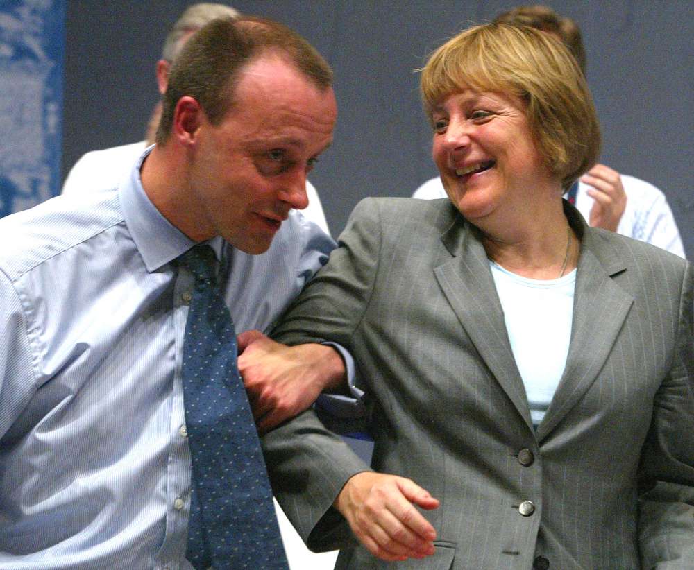 Schaeuble backs business candidate to succeed Merkel - Spiegel