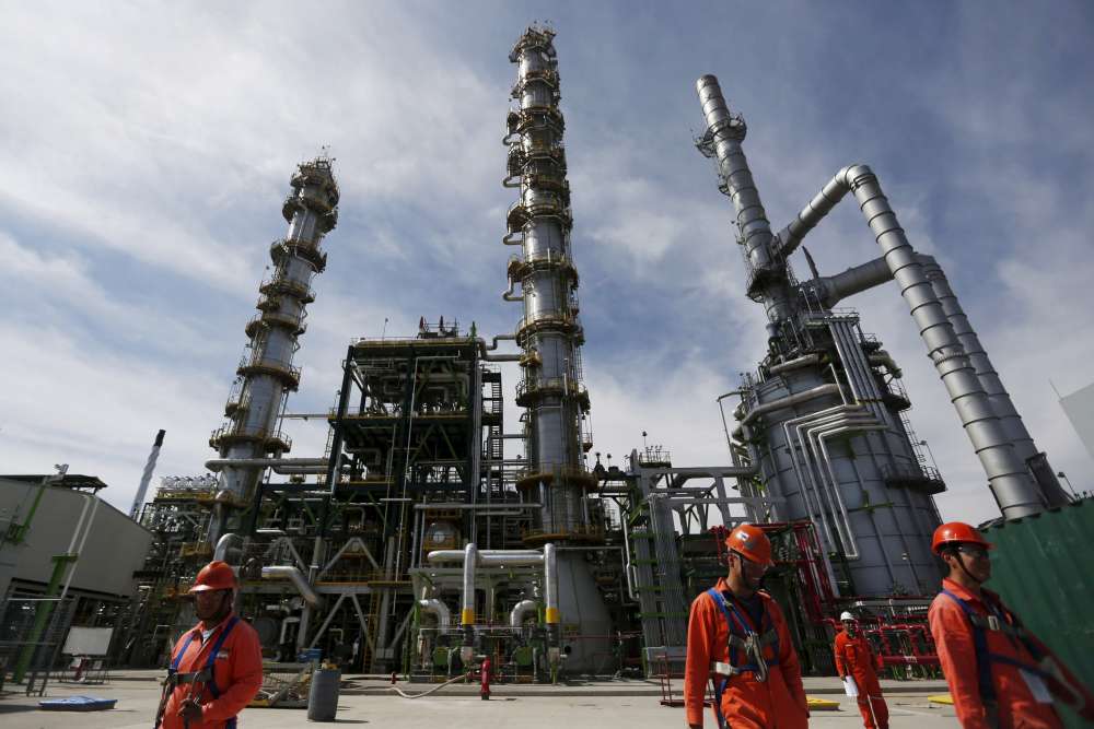Oil hits 2019 high above $72 on China growth