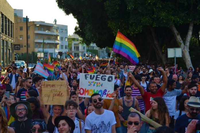 Eurobarometer: 40% of Cypriots wouldn't mind if country's president was gay