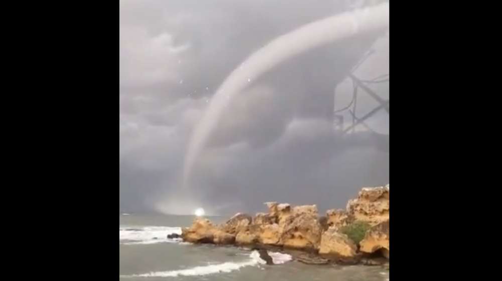 Waterspout in Kyrenia caught on camera (videos)