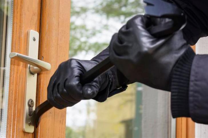 Paphos homeowner wakes up to find burglar in bedroom