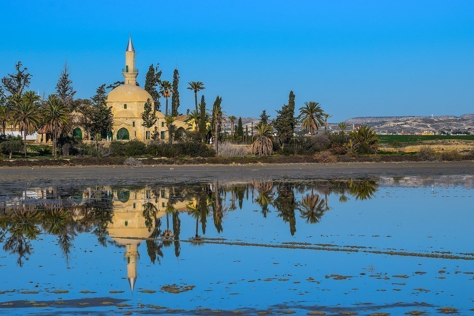 Hala Sultan Mosque and Salt Lake: one of the most beautiful places in Cyprus | in-cyprus.com