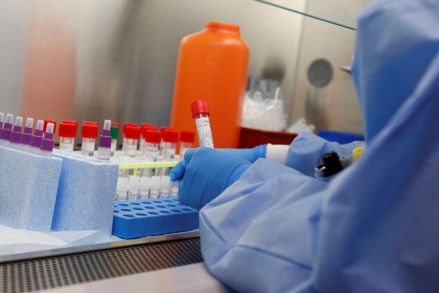 Πραγματοποιήθηκαν σχεδόν 1,3 εκατομμύρια PCR και ταχείες δοκιμές κορανοϊού μεταξύ Μαρτίου-21 Ιανουαρίου