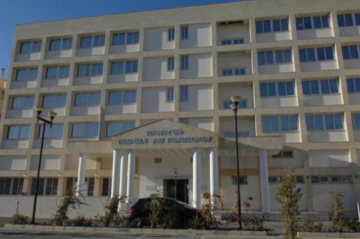 Coronavirus: Ministry publishes list of Nicosia schools that will close for three days