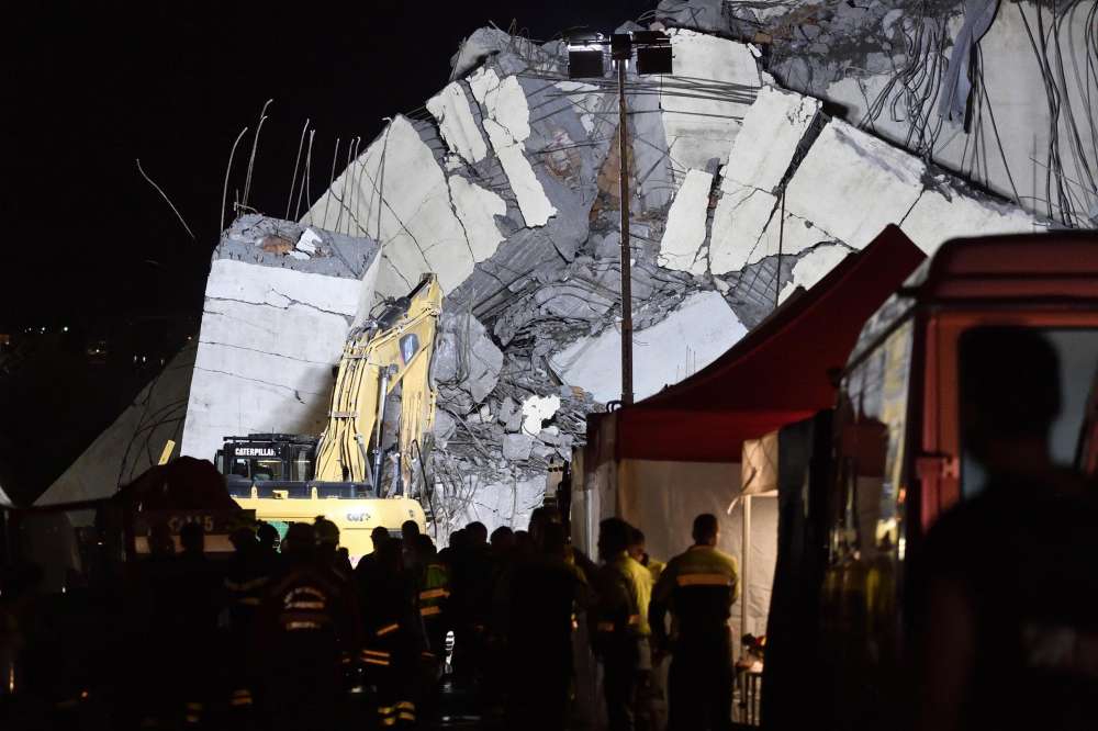 Search for survivors after Italian motorway collapse kills at least 35