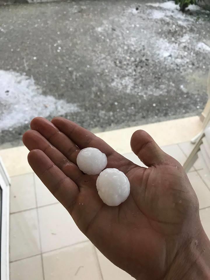Heavy toll from Troodos hail storm for fruit farmers