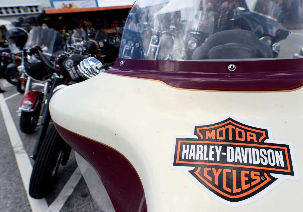 Trump blasts Harley plan to shift U.S. production to avoid EU tariffs