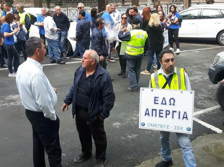 Limassol bus drivers end strike