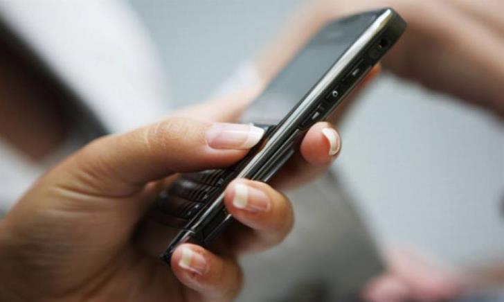 Slow progress as moves to link mobile phones across Green Line continue