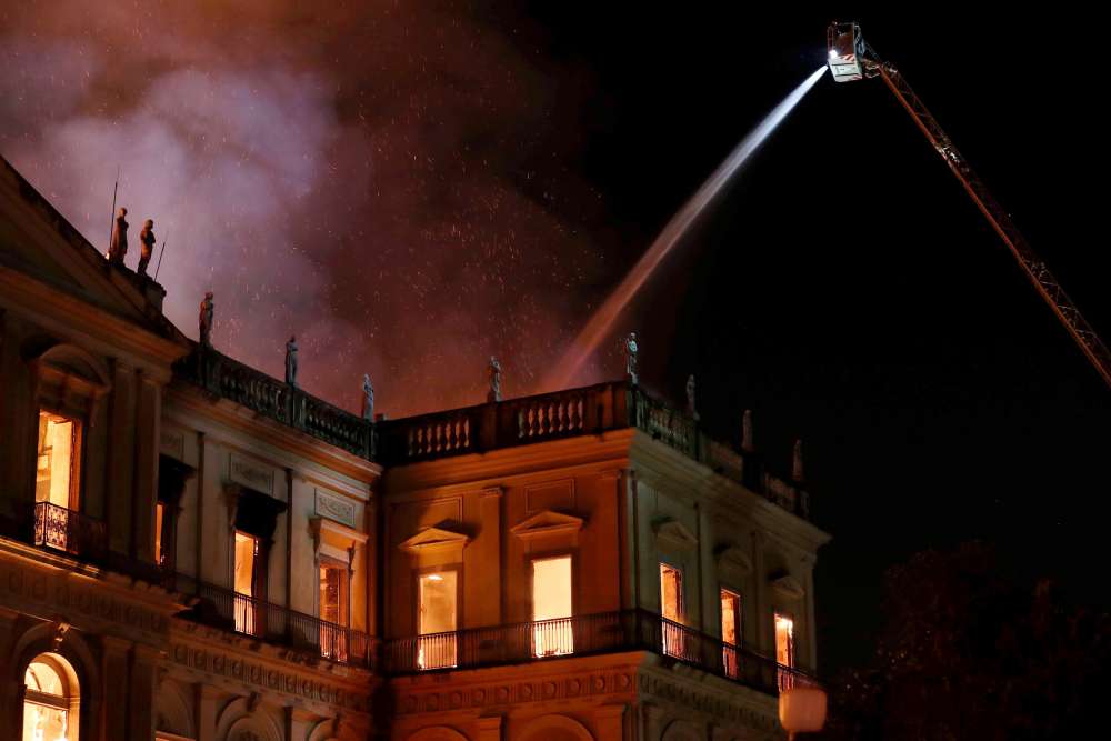 Massive fire tears through Rio's 200-year old National Museum