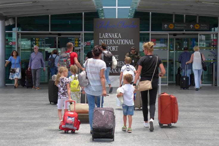 EU says cannot ensure cheap airfares for Cypriots