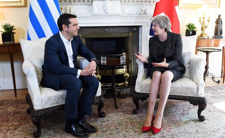 Tsipras and May discuss prospects for resumption of Cyprus talks 