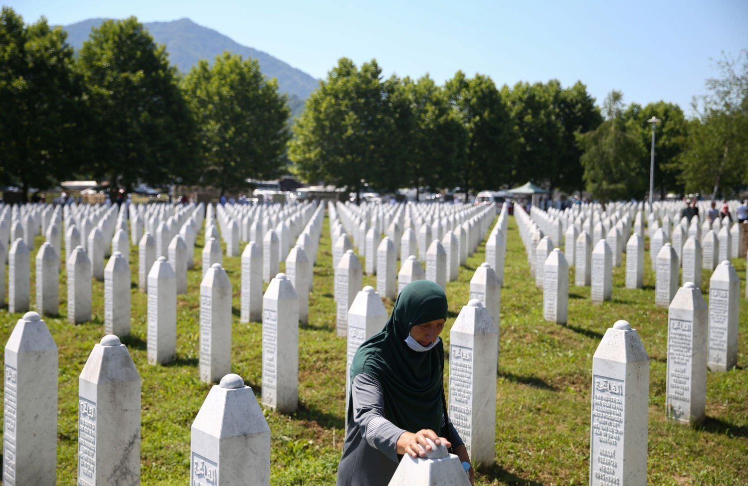 Bosnians mark 25 years since Srebrenica genocide | in ...