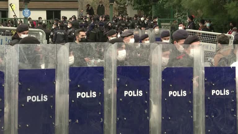 Η τουρκική αστυνομία συλλαμβάνει 159 άτομα σε διαμαρτυρίες για τον επικεφαλής του πανεπιστημίου που ορίστηκε από τον Ερντογάν