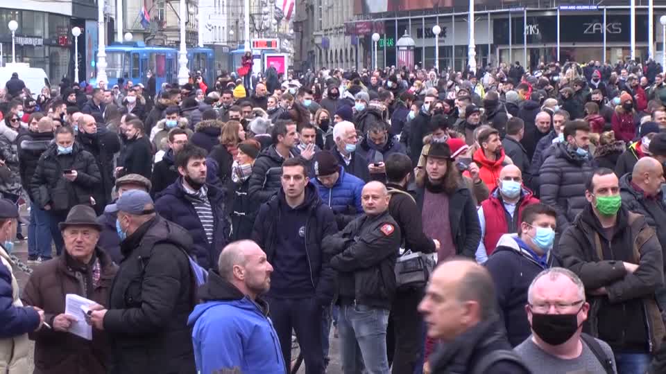 Κροάτες επιχειρηματίες διαμαρτύρονται ενάντια στους περιορισμούς COVID-19 στο Ζάγκρεμπ