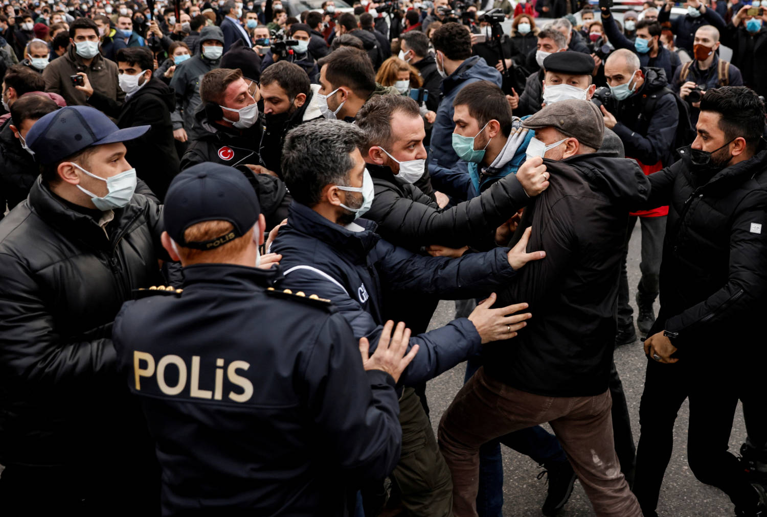 Ο Ερντογάν λέει ότι δεν θα αφήσει τις τουρκικές πανεπιστημιακές διαμαρτυρίες να διογκωθούν