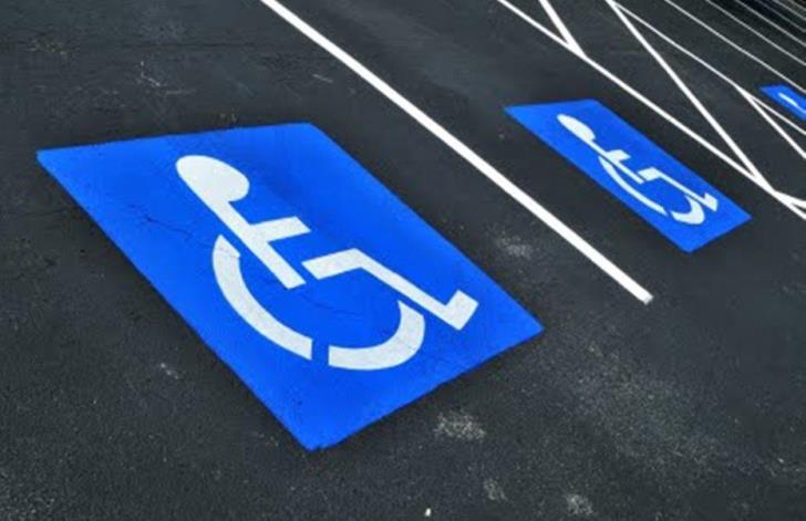 Άτομα με αναπηρία στερούνται επιδομάτων λόγω μέτριας αναπηρίας