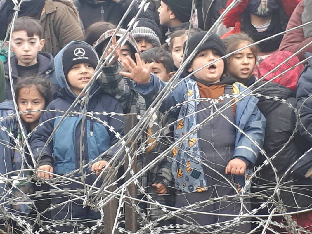 Migrants Children Gather Near The Fence On The Poland/belarus Border Near Kuznica, Poland
