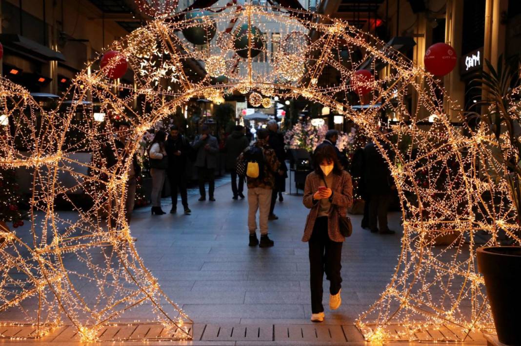 Greece Bans Public Christmas Festivities To Curb Omicron Spread.