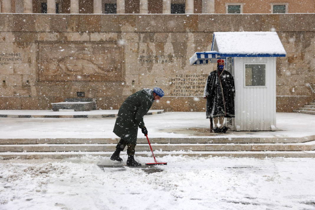Heavy Snowfall In Athens