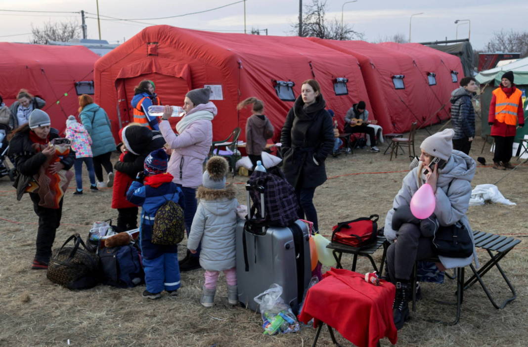 Refugees Fleeing From Russian Invasion Of Ukraine Cross Ukrainian Slovakian Border In Vysne Nemecke