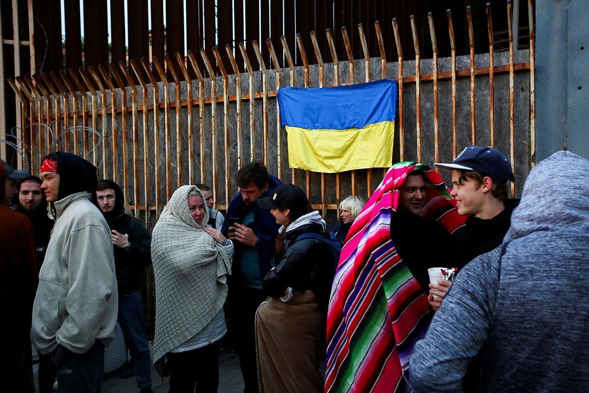 Ukrainians Fleeing War Arrive To Mexico To Cross Into The United States