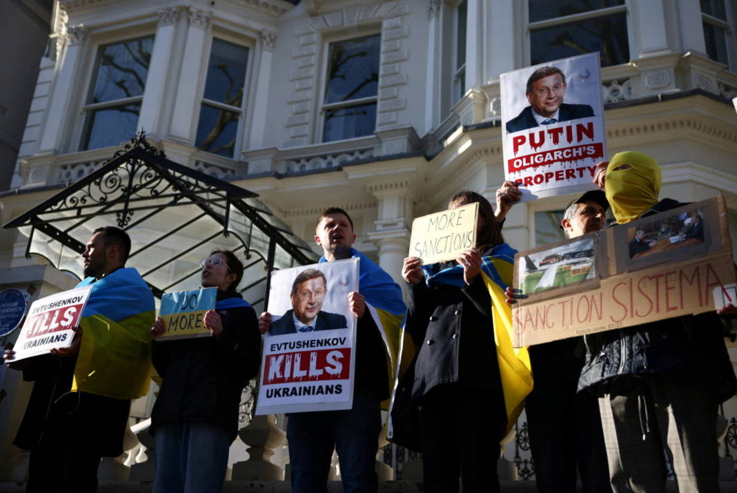 Pro Ukraine Protesters Demonstrate Outside A Property Believed To Belong To Russian Oligarch Vladimir Yevtushenkov In London
