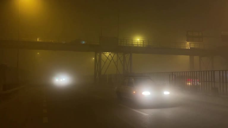 Dust Storms Hit Iraq, Leaving Dozens Hospitalized