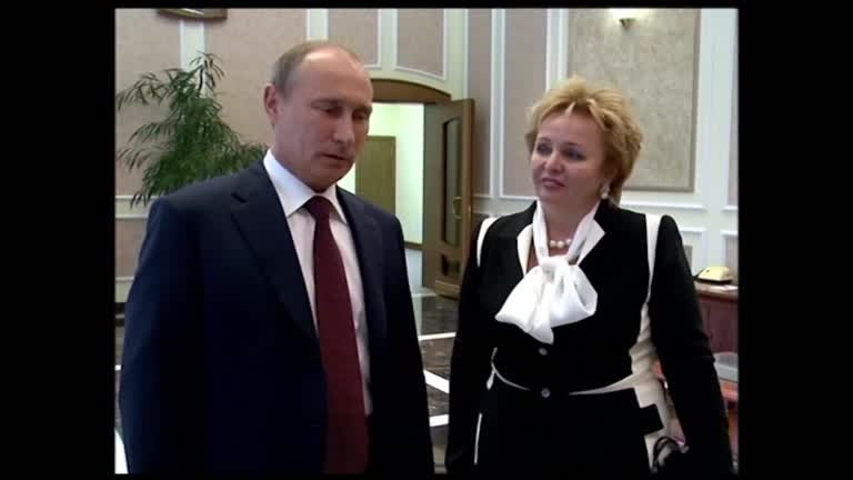 Putin's Ex Wife Among Those Targeted By Latest Uk Sanctions