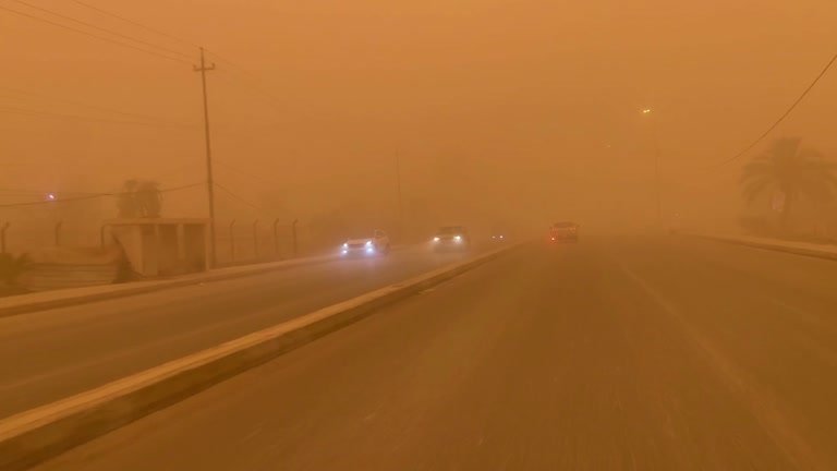Sandstorm Closes Schools, Offices And Halts Flights In Iraq