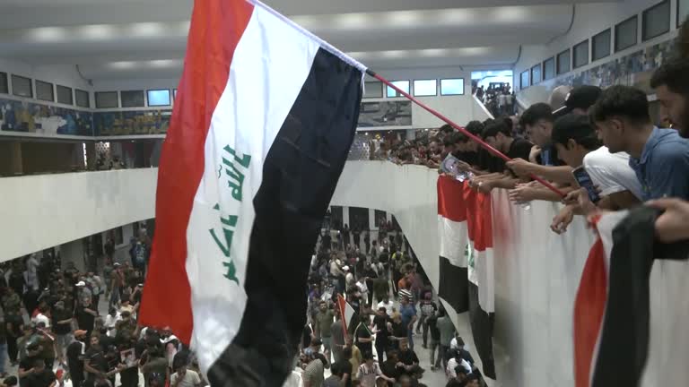 Protesters Storm Baghdad Parliament As Deadlock Gives Iraq Record Run Without Government