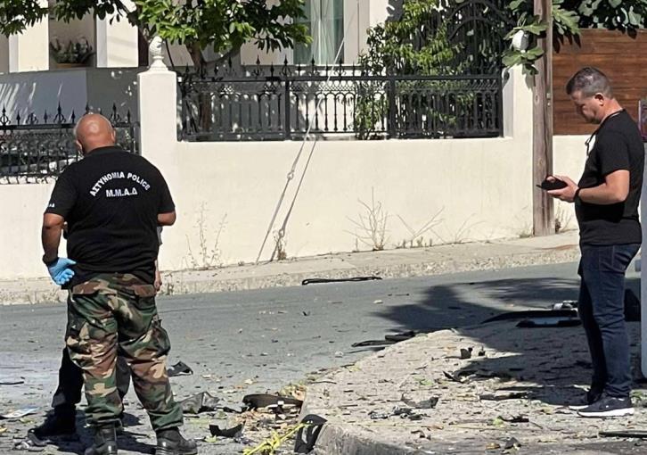 Investigation of a bomb attack on a so far useless 30-year-old