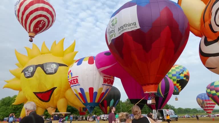 New Jersey Hot Air Balloon Festival Is For The 'kid In Everyone'