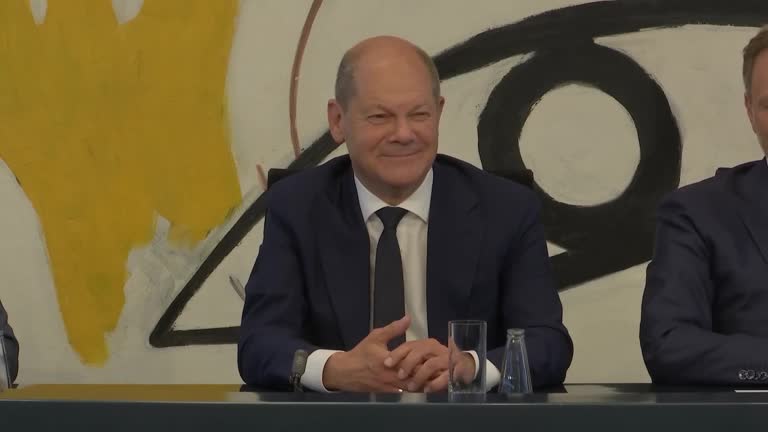 We’ll Get Through This Winter, Scholz Tells Germans As He Announces 65 Bln Euro Relief Package